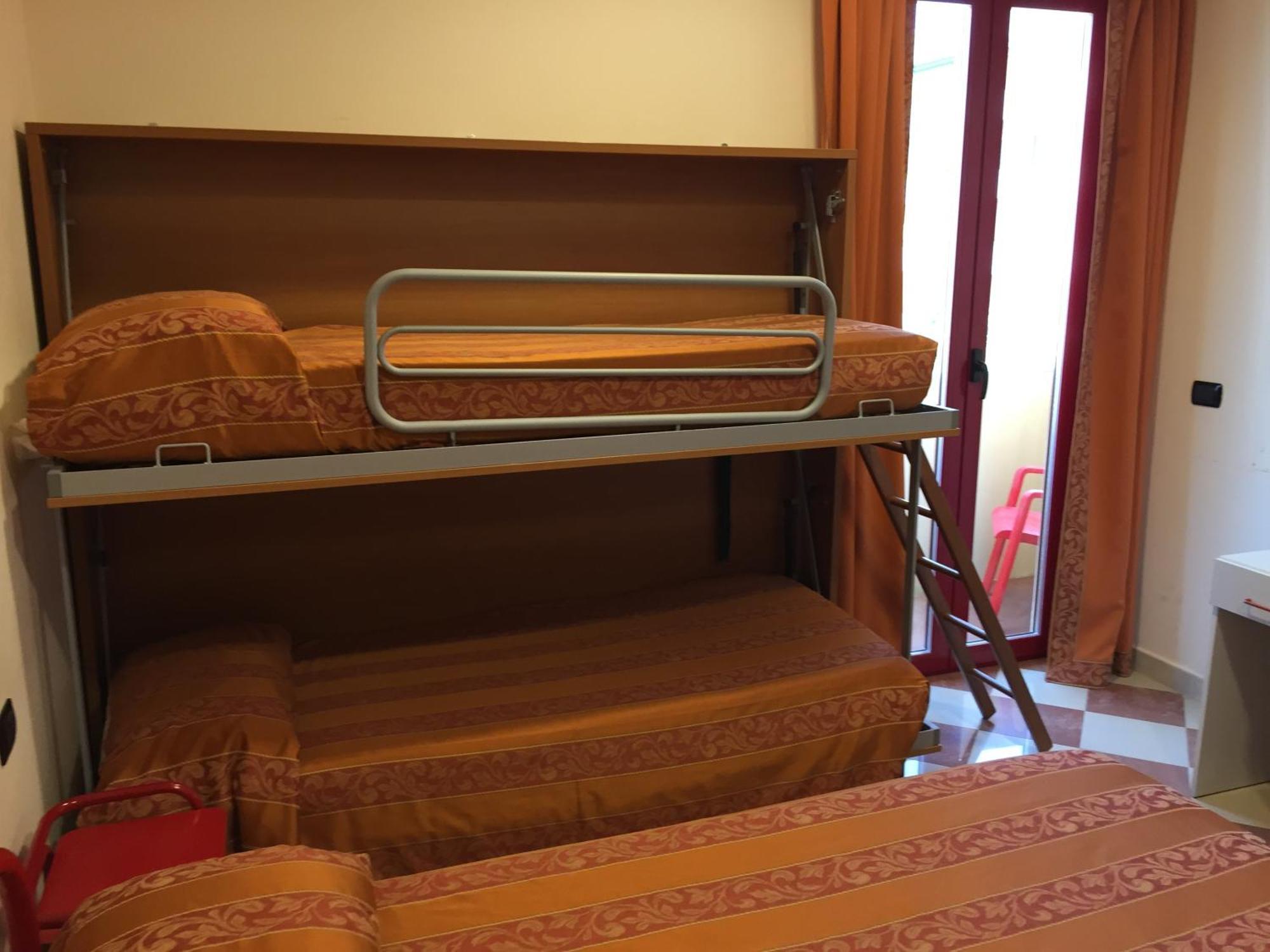 Hotel Fiorella Senigallia Værelse billede