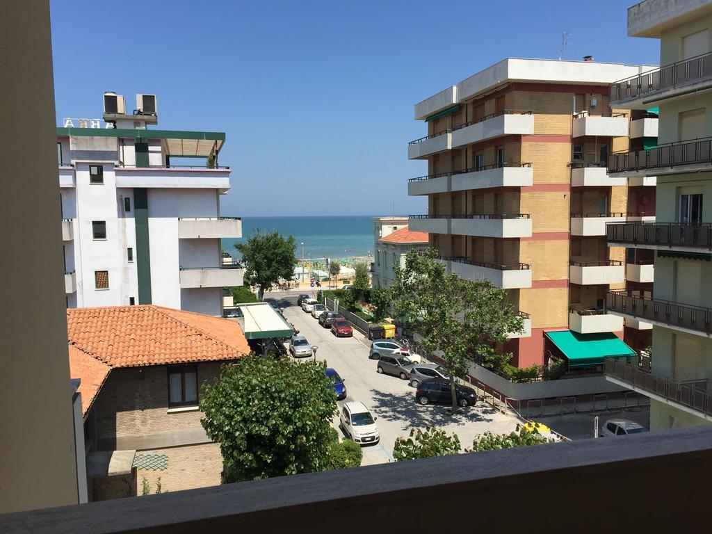 Hotel Fiorella Senigallia Værelse billede