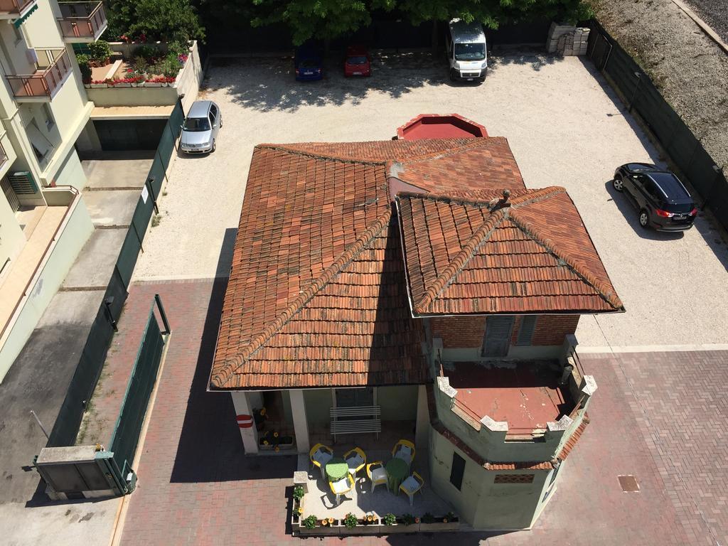 Hotel Fiorella Senigallia Eksteriør billede